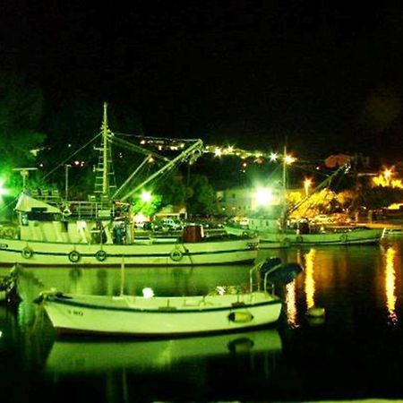 Stella Maris Accommodation Кленовица Екстериор снимка
